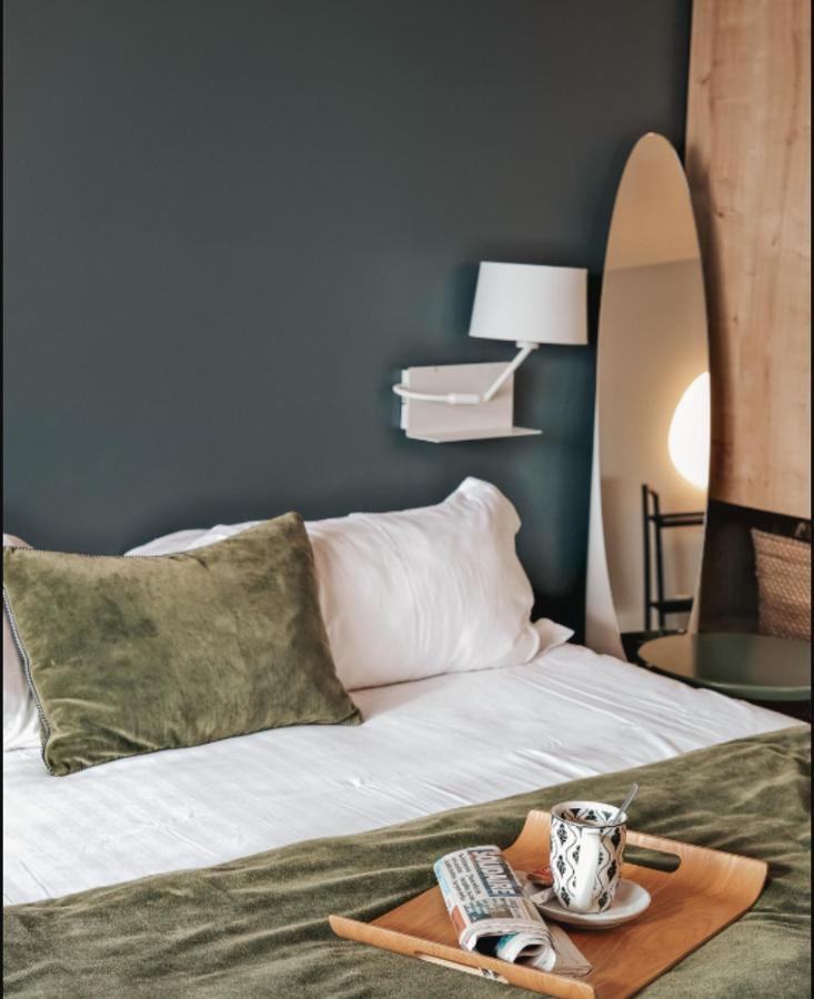Hotel Plein Large バンドール エクステリア 写真